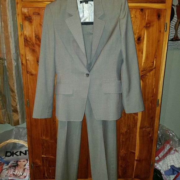 Anne Klein Other - Classic 2 piece suit